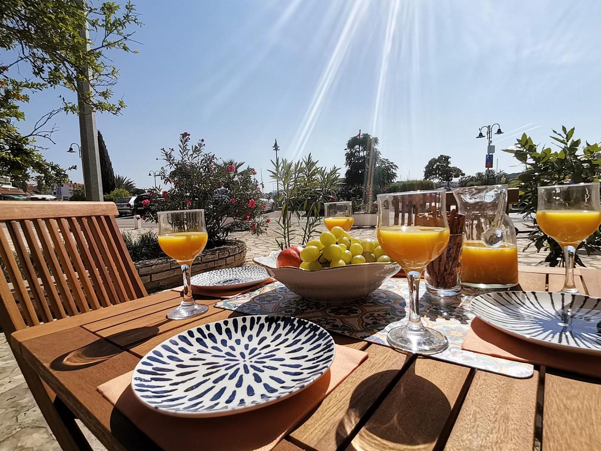 Charming Traditional Townhouse - Holiday Home Kata Jezera Εξωτερικό φωτογραφία